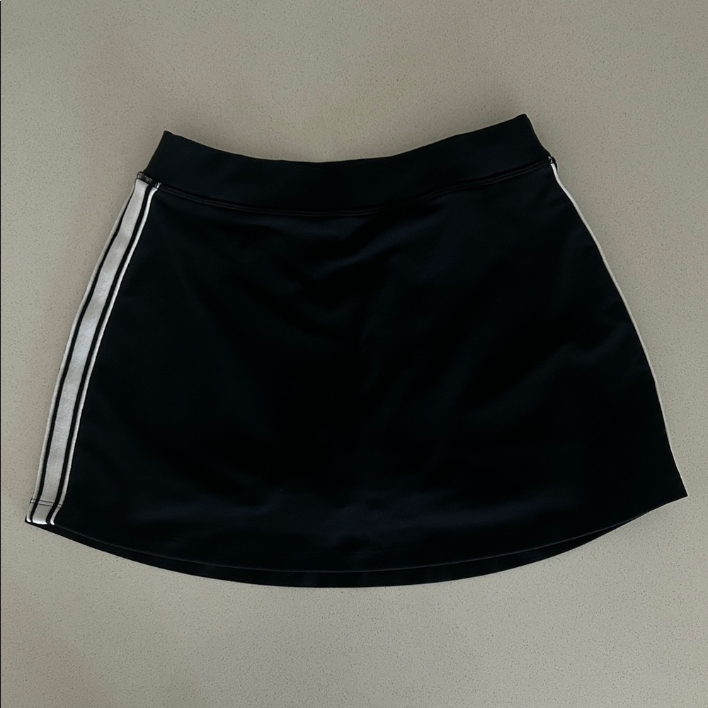 YPB sculptlux Skirt with White Stripes